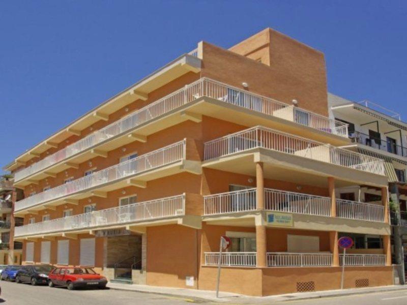 Sahara Nubia Gobi Hotel Ses Cadenes Luaran gambar The building of the school
